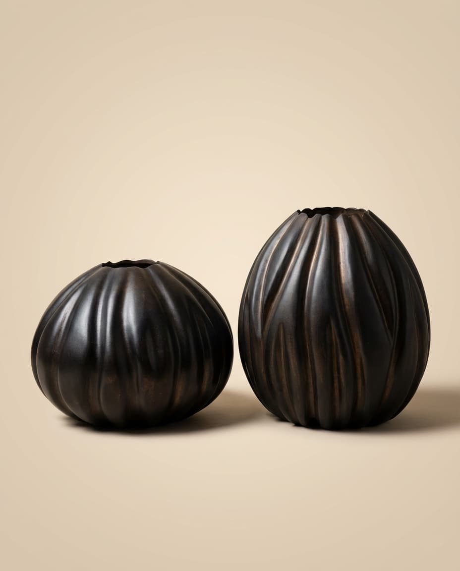Oak Pattern Vase Pair S+M