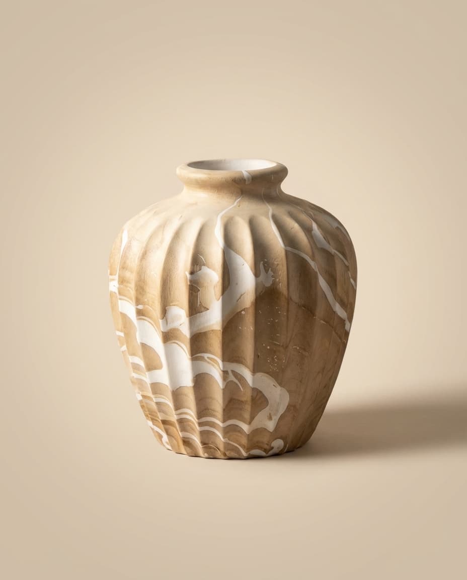 White Splash Pattern Vase