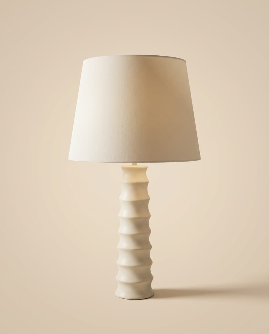 Stacked-Ring Column Lamp